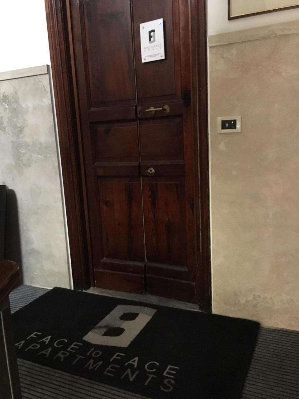 Bed and Breakfast Face To Face House à Rome Extérieur photo